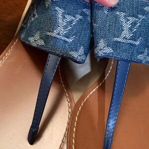 Rare brand new authentic denim collection Louis Vuitton sandals size 37 ( US 7)